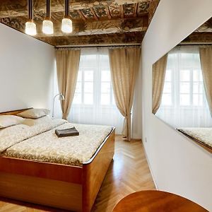Budget Kamer met een King Size Bed